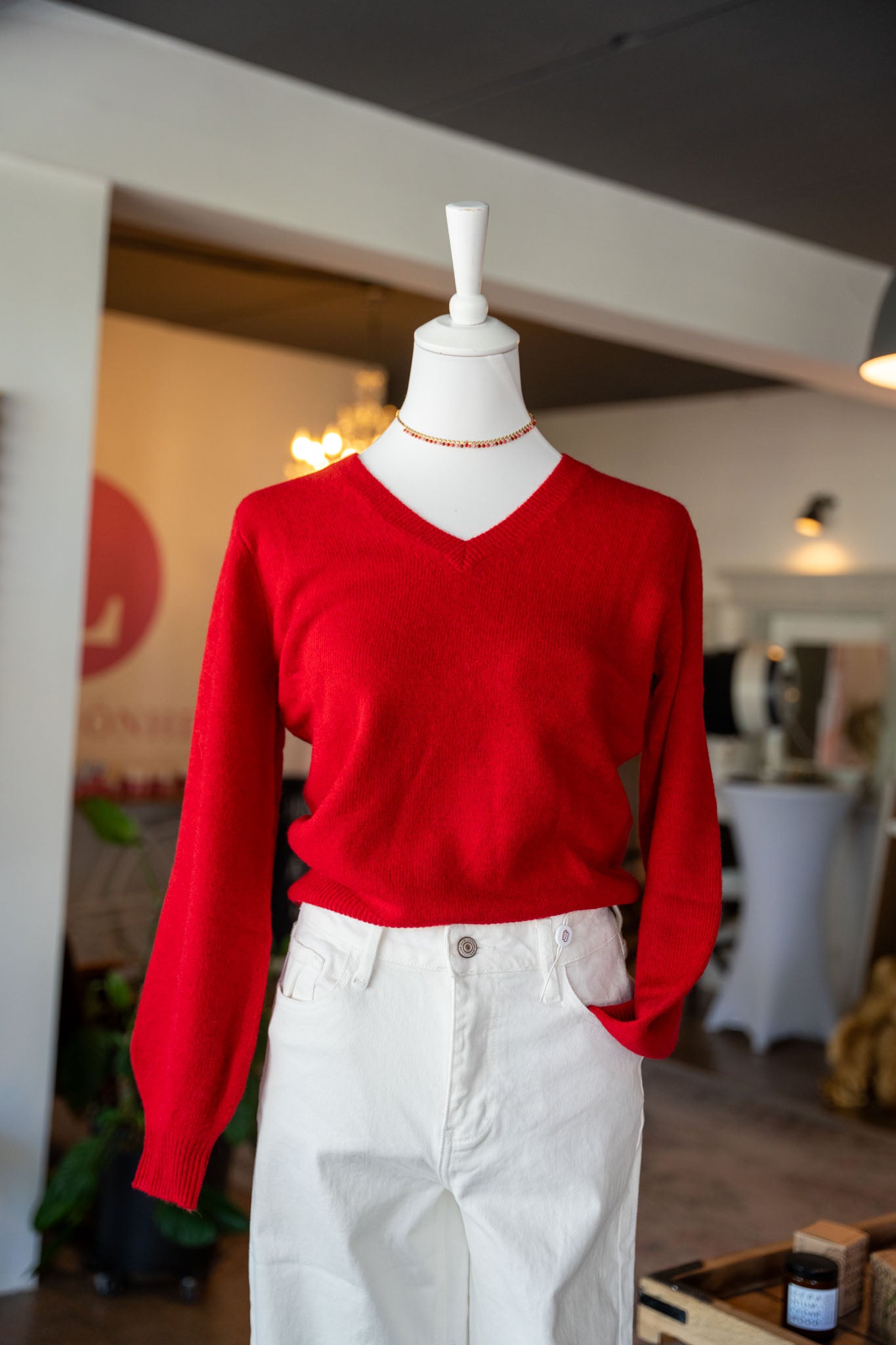 Trendiger V Pulli in Rot