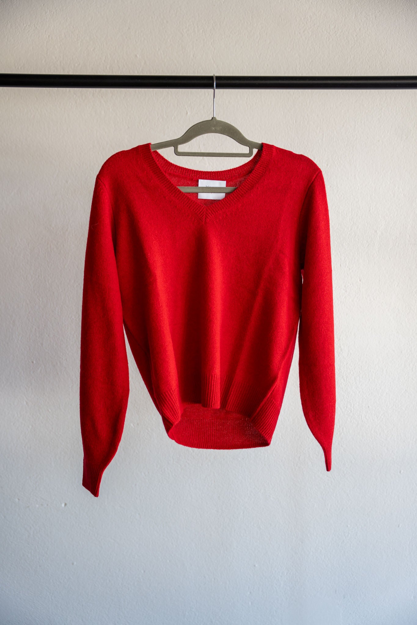 Trendiger V Pulli in Rot