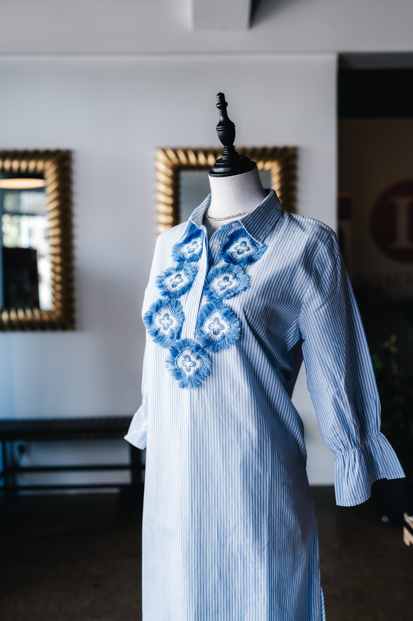 Kurzes Sommerkleid im Bohostyle