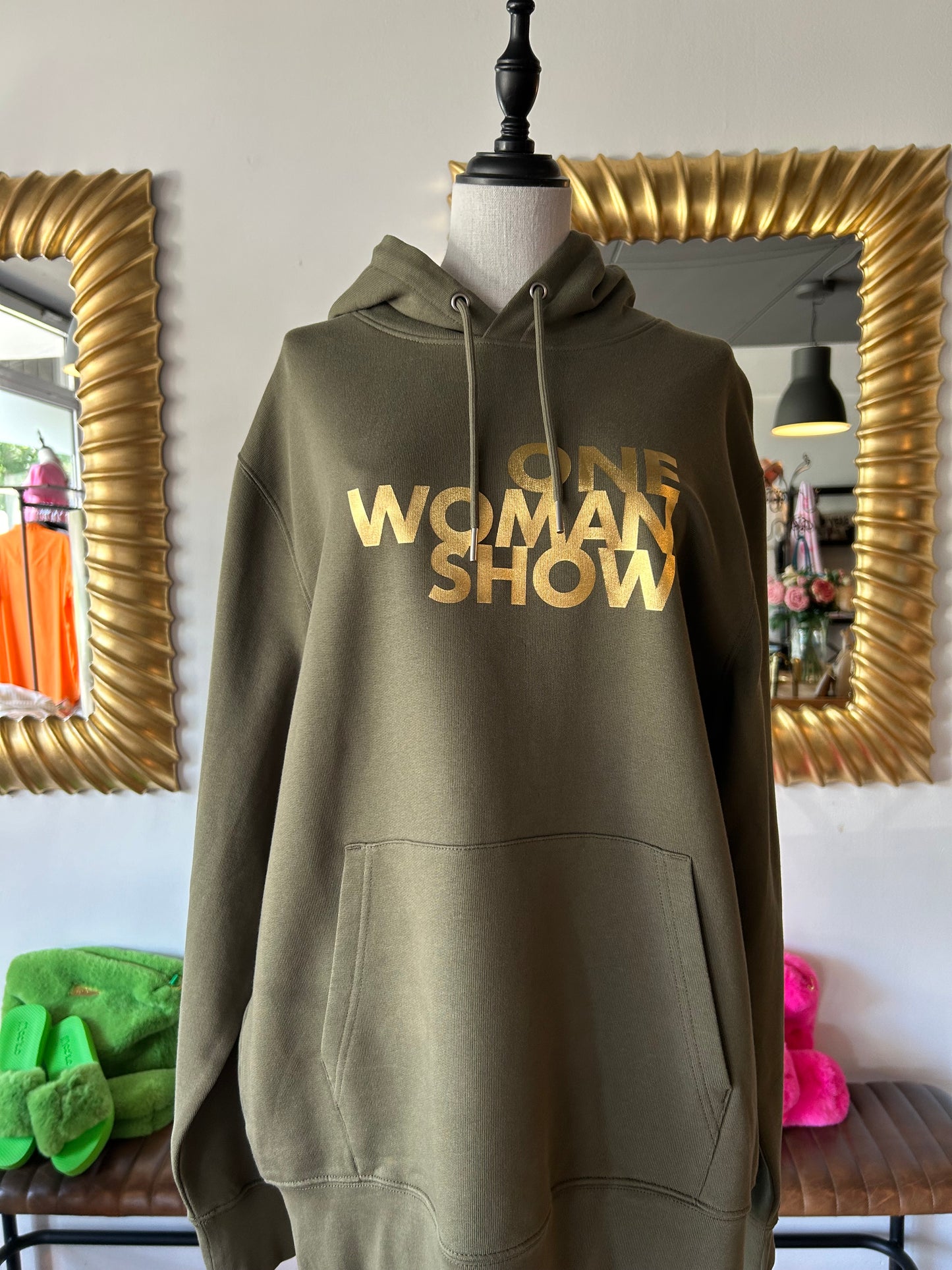 Hoodie von One Woman Show