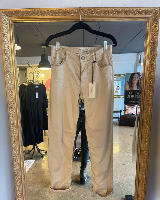 Jeans von Nukus