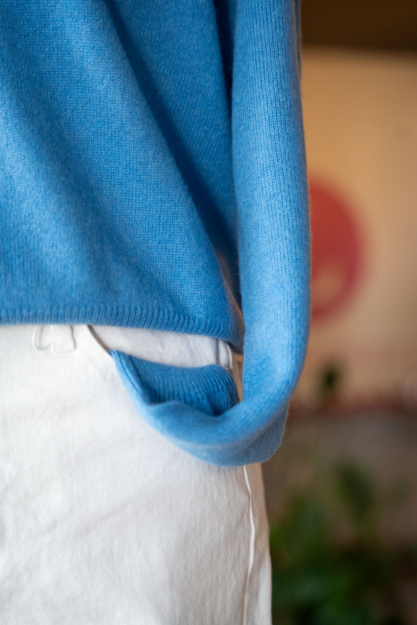 Winterblauer Pulli mit Rundhals