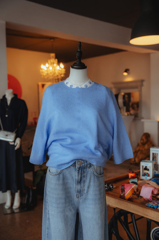 "Bloom" Pullover Blau